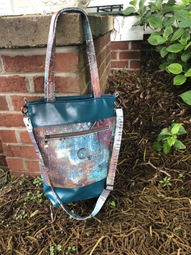 Crossroads Carry All PDF Pattern with Bonus Bag, includes SVGs, Copyshop and Projector Files